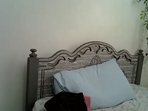Sexyliz1 live cam on StripChat