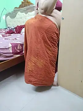 Tamil-mayasri live cam on StripChat