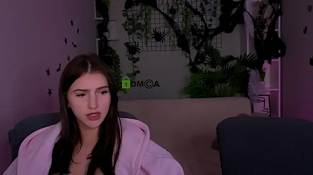 lisa_dark_