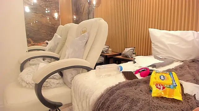 mary_spencer live cam on StripChat