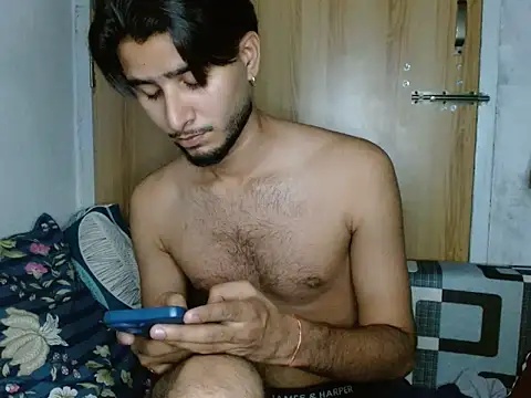 CoralN live cam on StripChat
