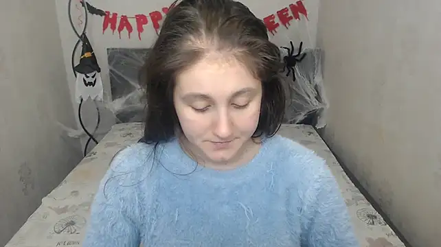 Holliy_Cooper