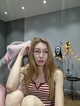 CarrieCrystal live cam on StripChat
