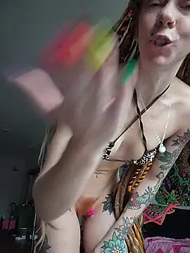 LucidLucy live cam