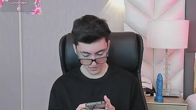 GaelDuke live sex cam
