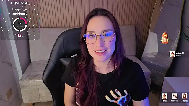 angel_bloom_cn live cam on StripChat
