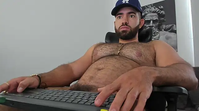 simonleon27 live cam on StripChat