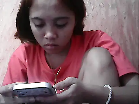 Yours_AsianPinayGirl18 live cam on StripChat