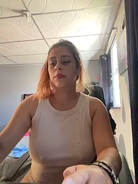 MariBelle1 live cam on StripChat