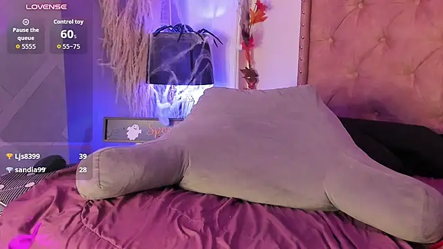 BRIHANNA_19x webcam