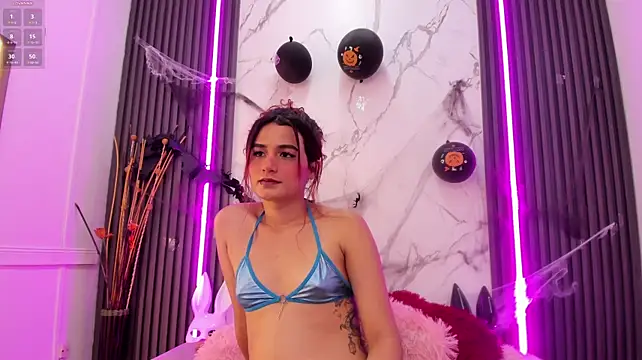 petite_phoenix