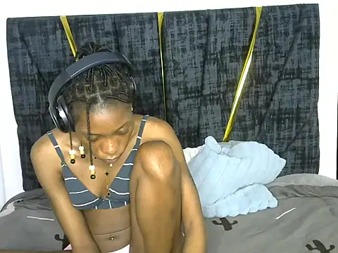 Velvet_Vixenn live cam on StripChat