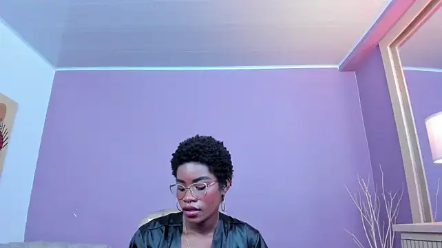 amber-hill live cam on StripChat