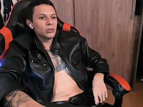 Masterdave7 live cam on StripChat