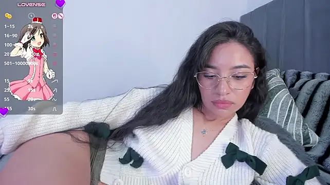 lillielover16 live cam on StripChat