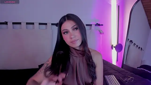 Valee_miller live cam on StripChat