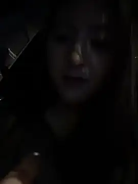 lin-kesr live cam on StripChat
