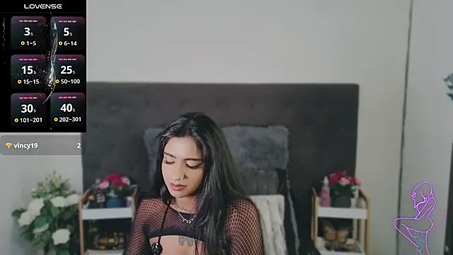 Delilah_Blazee