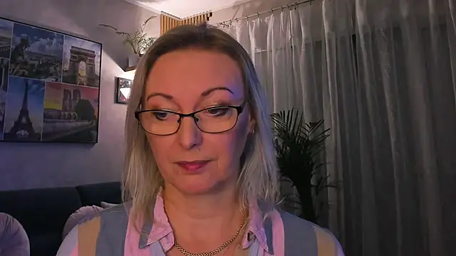 vanessa_chat live cam on StripChat