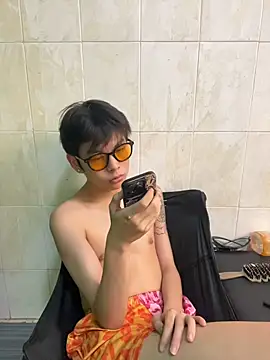 DDD_17 live cam