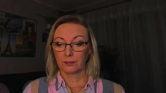 vanessa_chat live cam on StripChat