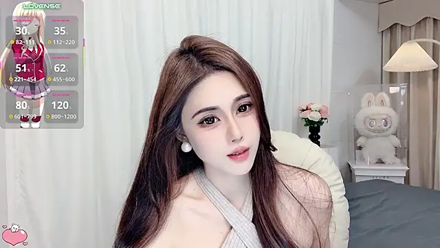 Alma_va live cam on StripChat
