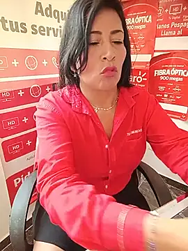 mara_23x (F milf) - Disgust you bitch lie down💦