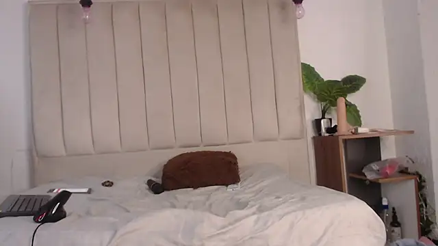 Eva_gold78 live cam on StripChat
