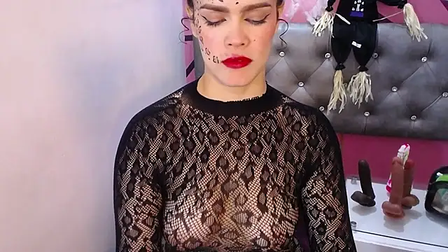 greatASS_Latina live cam on StripChat