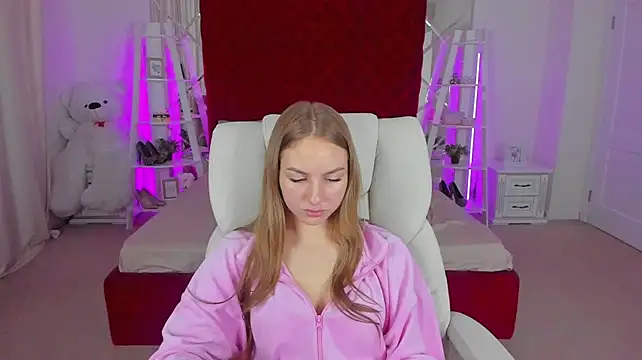 MilaAddams live cam on StripChat