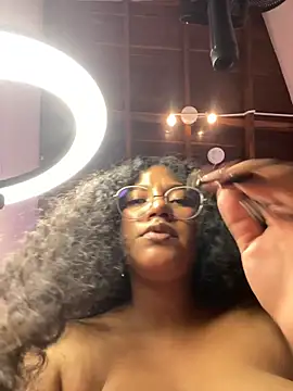 Molly__Beauty live cam on StripChat