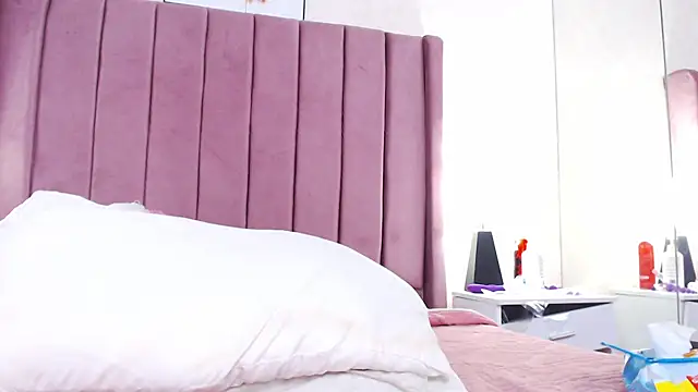 Emma_Foxi live cam