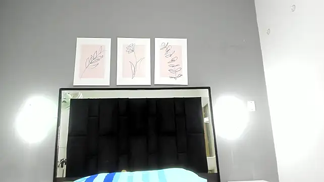 Zoe_curvyy