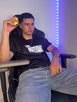 Liam_Mateo