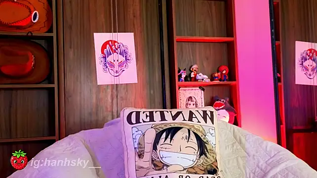 HannahSky_