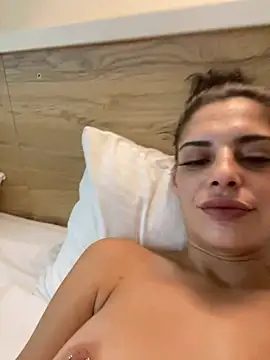 Monchery02 live cam