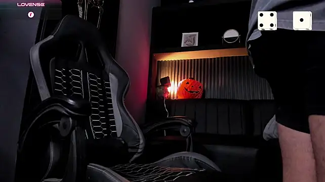 JamesCr_, live