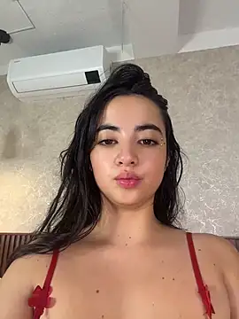 alisonnwalker2025 (F young) - fuck my mouth 💋😈milk