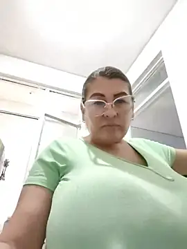 AlexxiaaMat live cam on StripChat