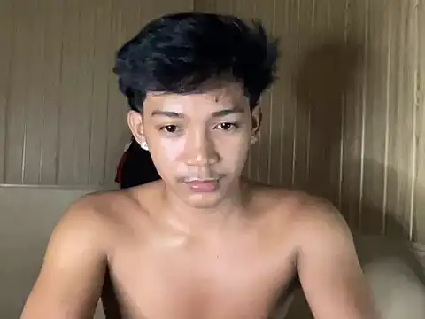 yourcumboy77 (M twink) - 2 DAYS NO CUM