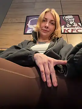 Sunny___Bunny webcam