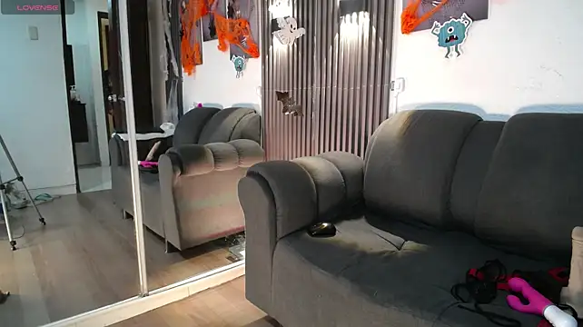 chloe__Jones_