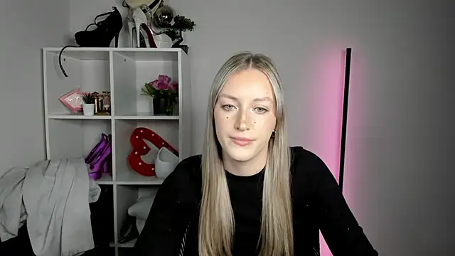 EvelynBlond