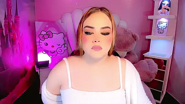 Mia-Isabella69