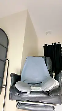 WetVirginPussy