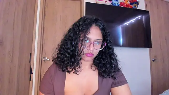 Vickyy30_ live cam preview