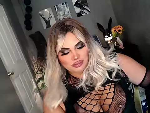 KitSmithCumerr live cam on StripChat