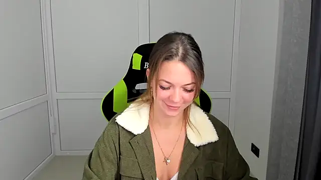 TessaSpring live cam on StripChat