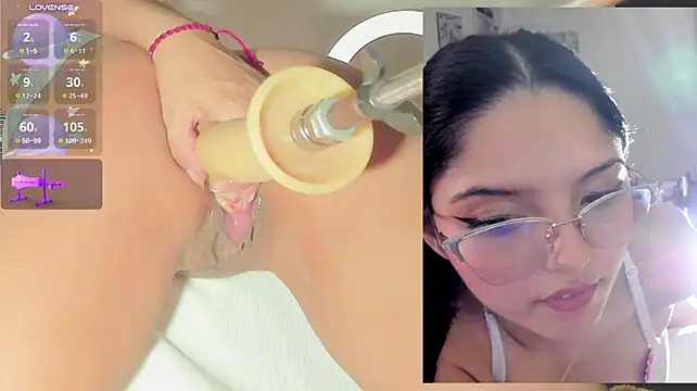 sofi_velez live cam on StripChat