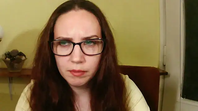 EmilyHotAngel live cam on StripChat